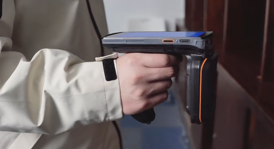 Rugged Android PDA for RFID Asset Tracking in Africa