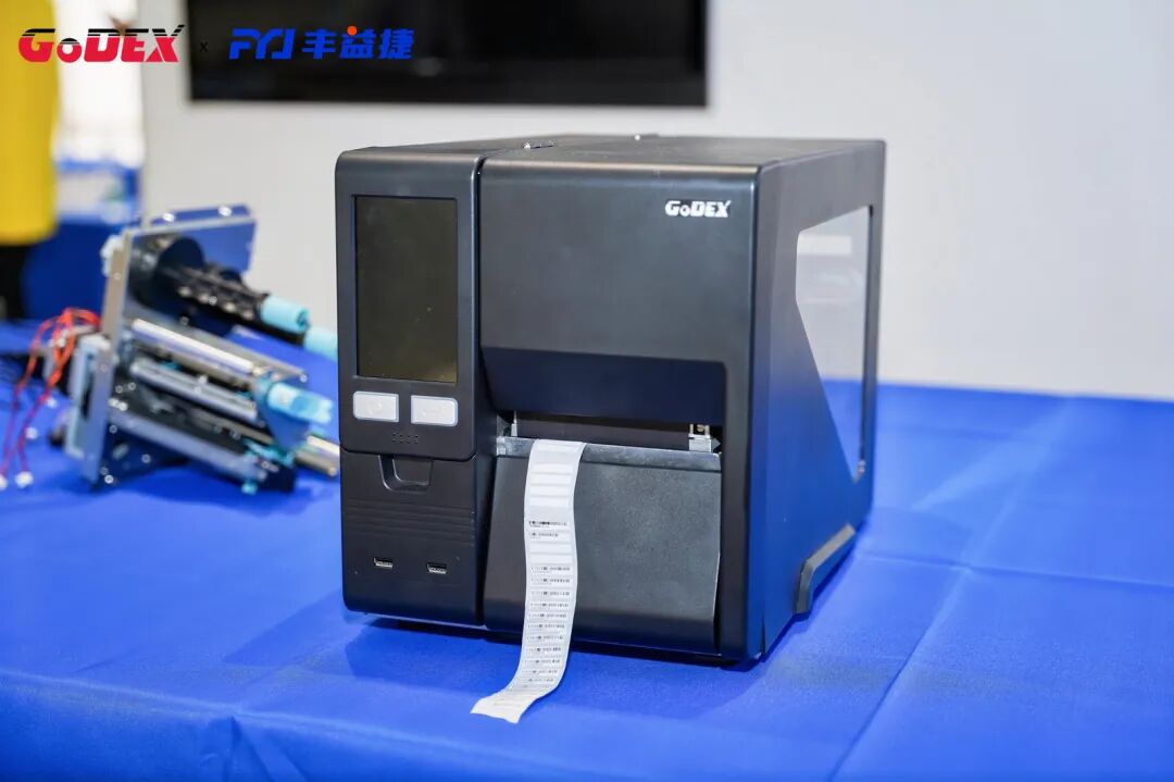 GL400iPro Light Industrial Printing Solution GoDEX GL400iPro light industrial barcode printer with optional RFID module and GPIO interface